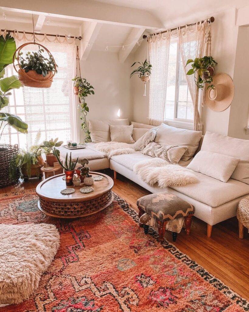 8 Warm and Earthy Living Room Inspirations