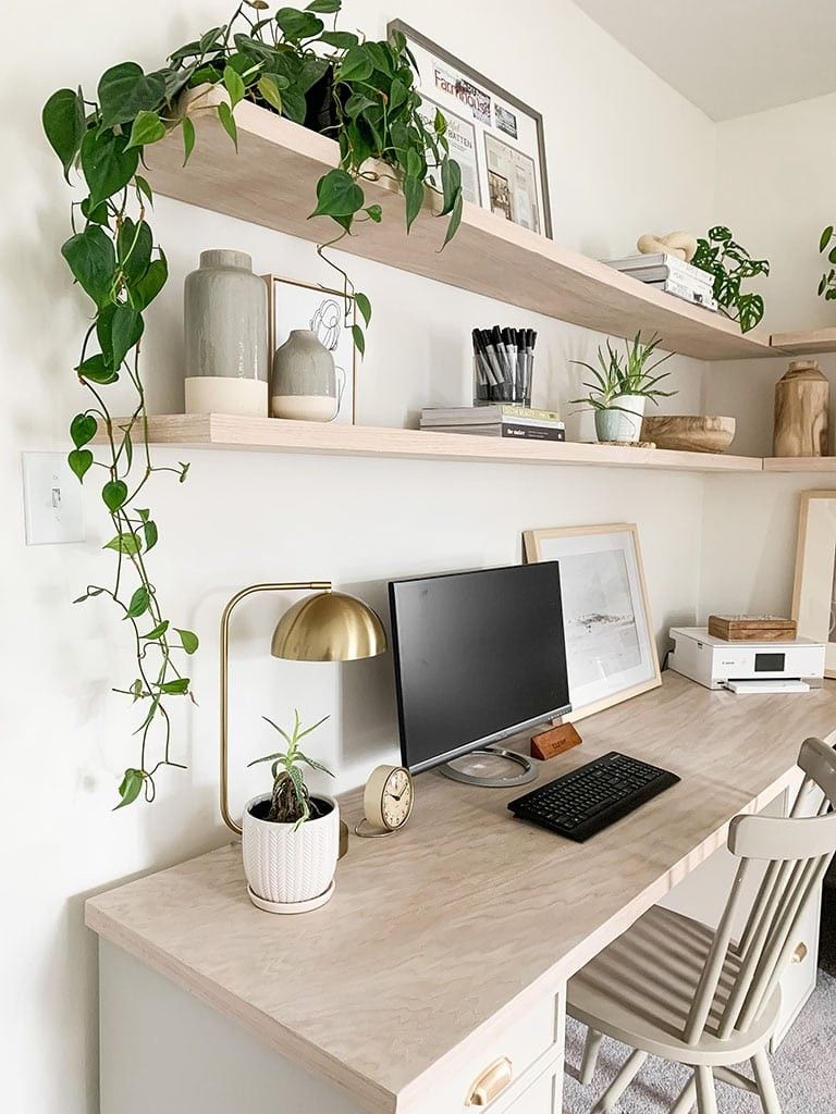 19 Lovely Housewarming Gift Ideas for a Home Office 9 a58ad52c845bb5825996b204876371bb