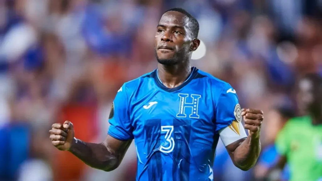 15 Famous Honduran Celebrities: The Athletes, Actors, Activists, and Icons Who Put Honduras on the Map 7 principal maynor figueroa liga nacion 1051468 20220308103257